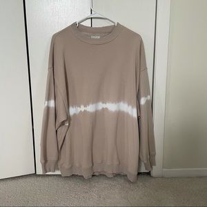 Oversized crew neck